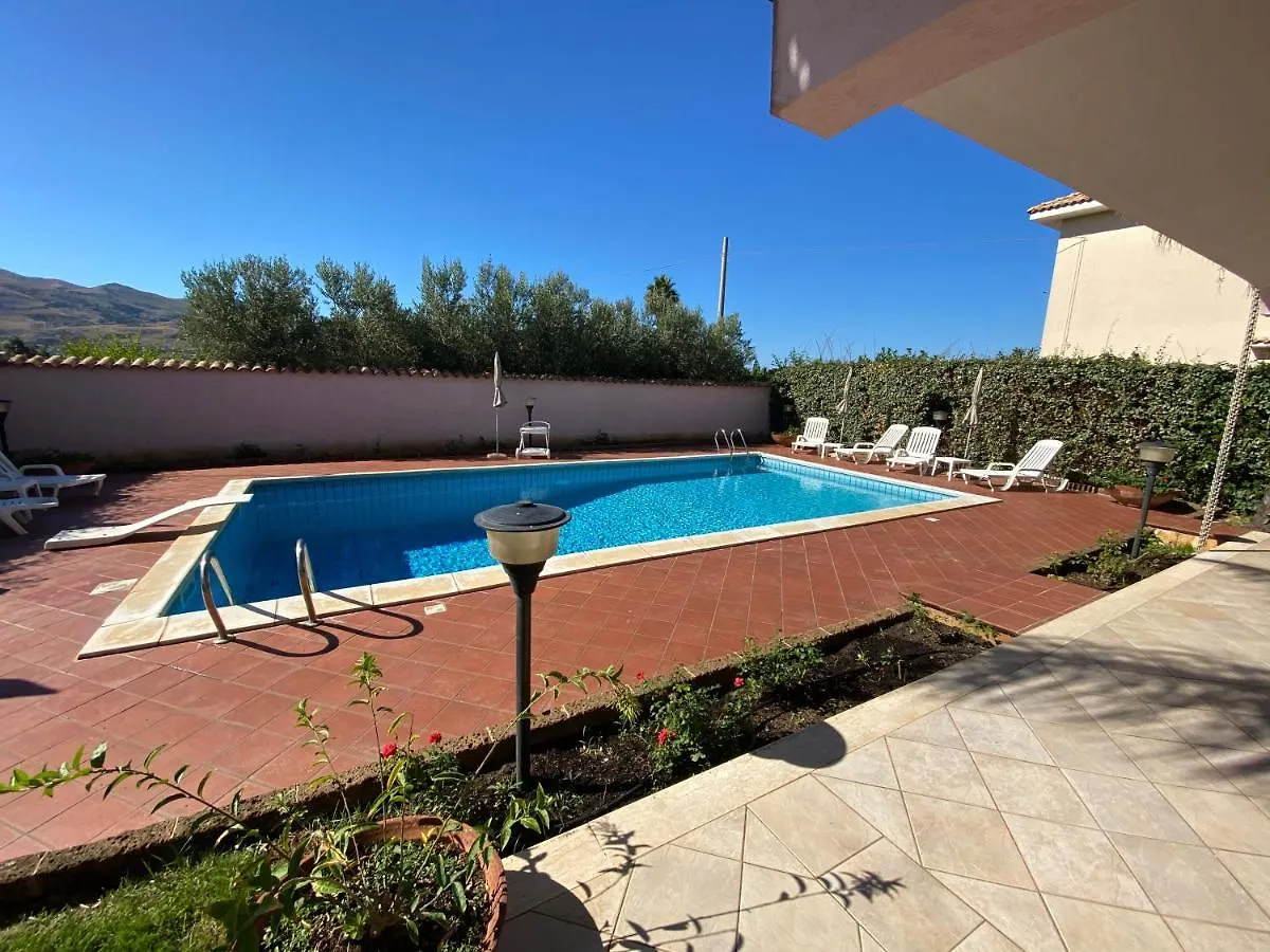 Villa Rosada Castellammare del Golfo 0*,