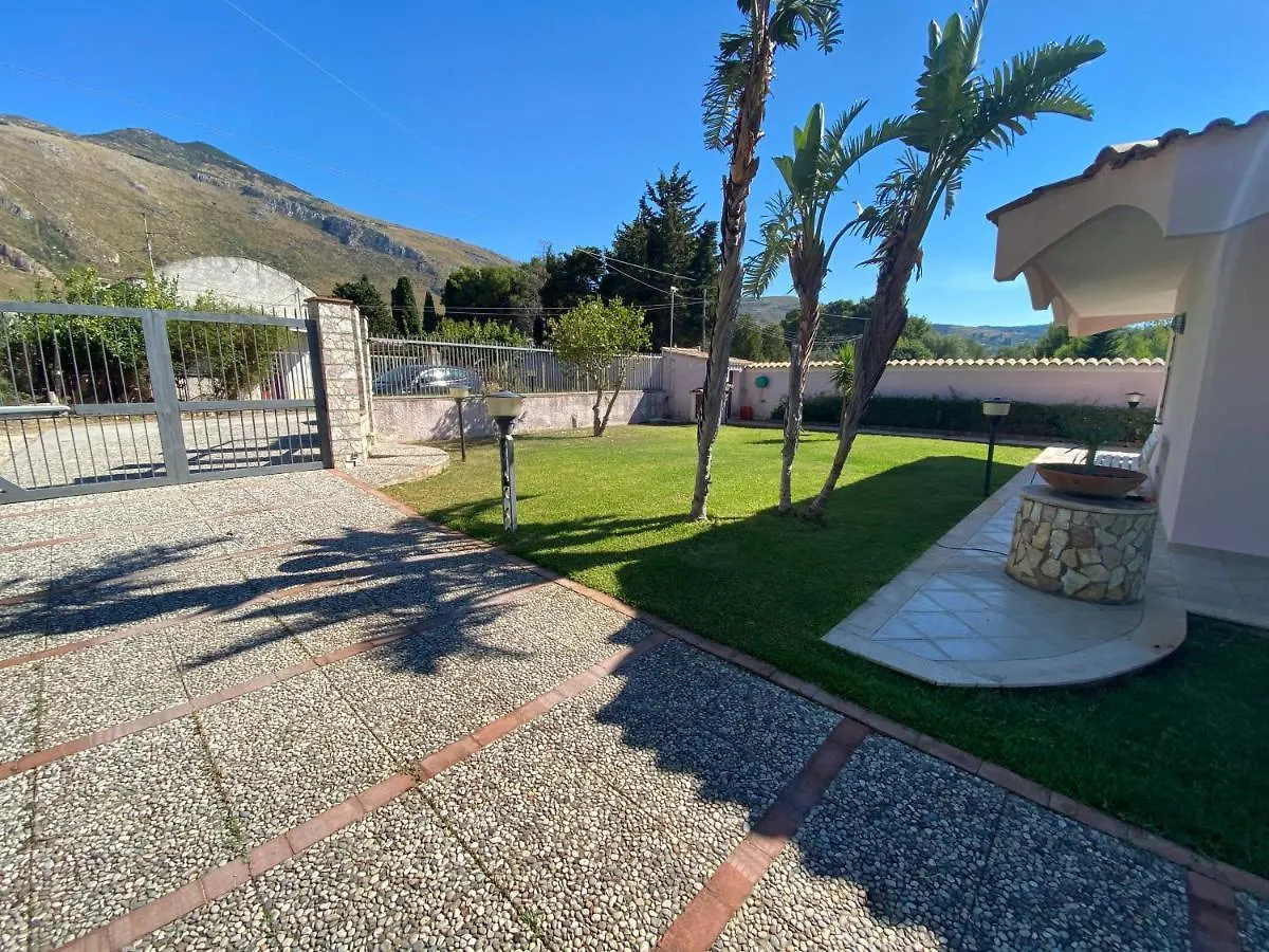 Villa Rosada Castellammare del Golfo 0*,